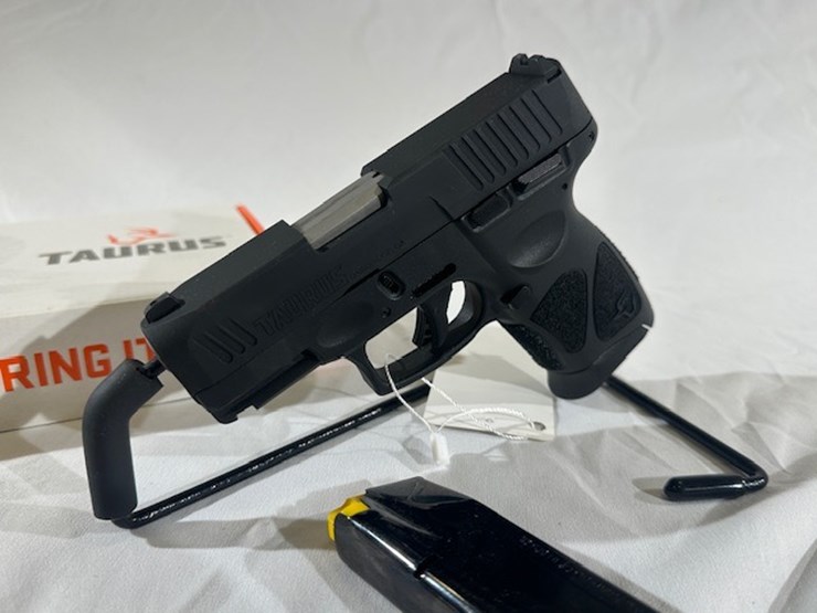 #2025-00069-•-taurus-g3c-pistol-image-6