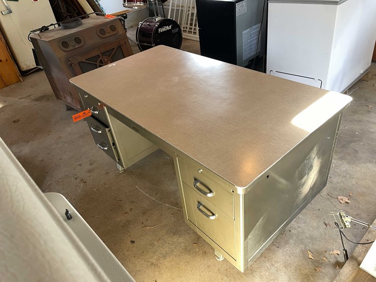 #6624-•-office-desk-image-1