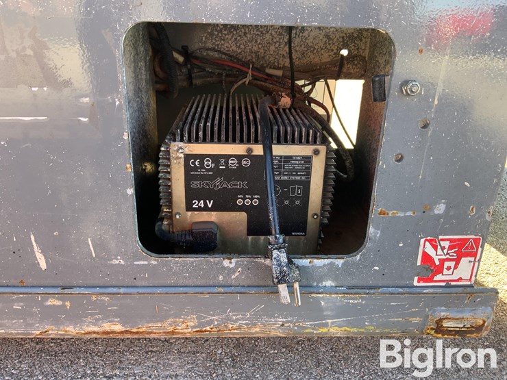 2014-skyjack-sjiii3226-image-13