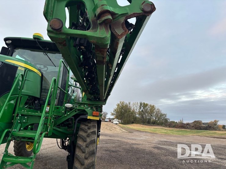 2018-john-deere-r4045-image-27