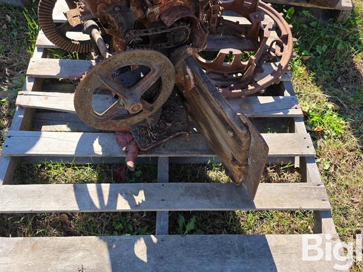 international-end-gate-seeder-image-13