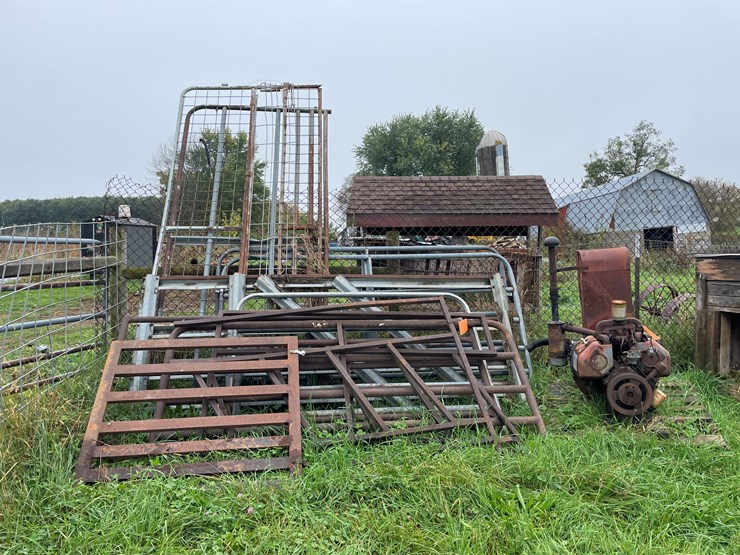 #9615-•-miscellaneous-gates-image-1