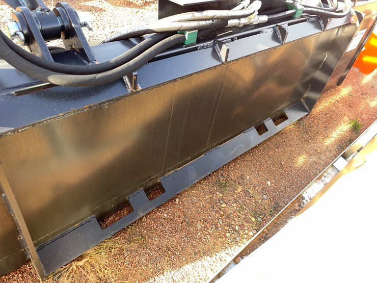 #4052-•-84"-smooth-faced-grapple-bucket-attachment-image-6