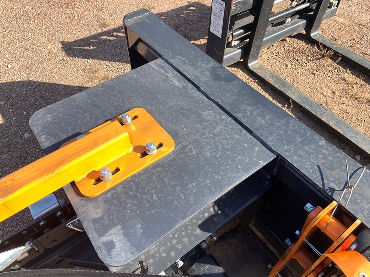 #4094-•-wolverine-hydraulic-trencher-attachment-image-3