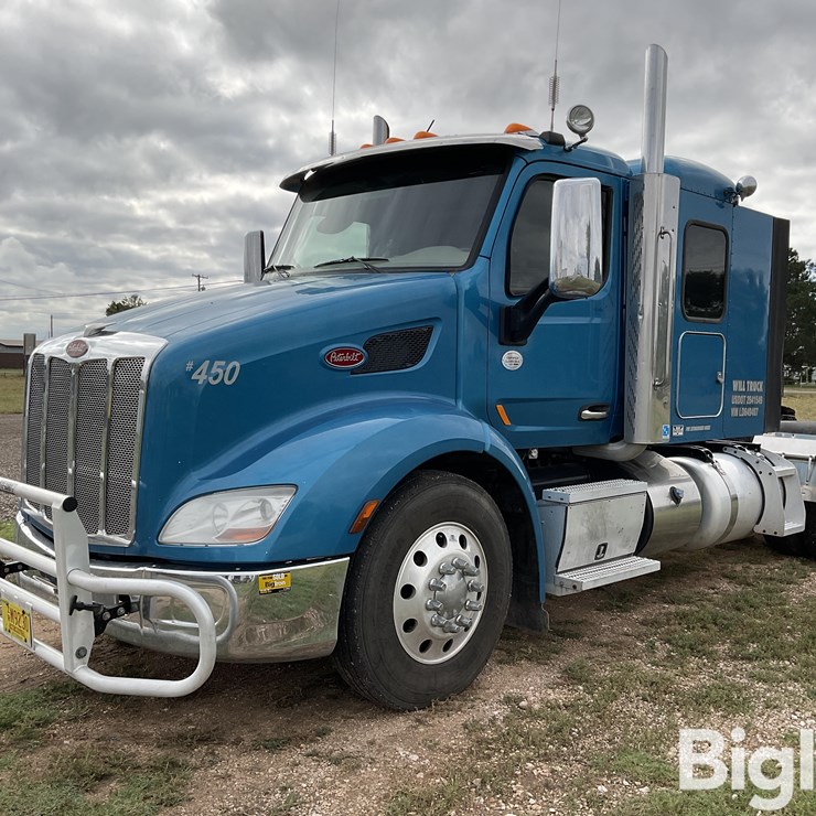 2020 PETERBILT 579