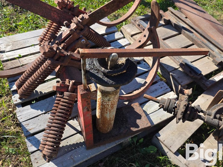 international-end-gate-seeder-image-19