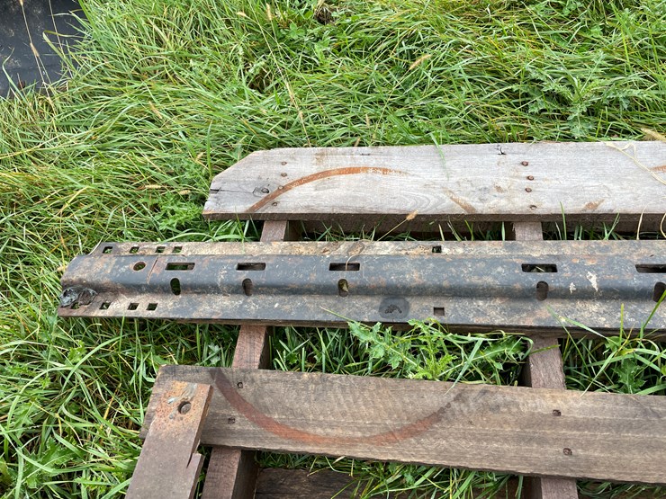 #8132-•-gooseneck-ball-mounting-plate-image-8