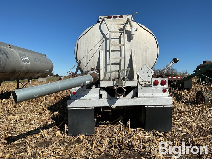 1969-trailmobile-trailer-image-5