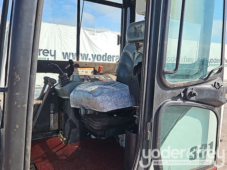 bobcat-331g-image-27