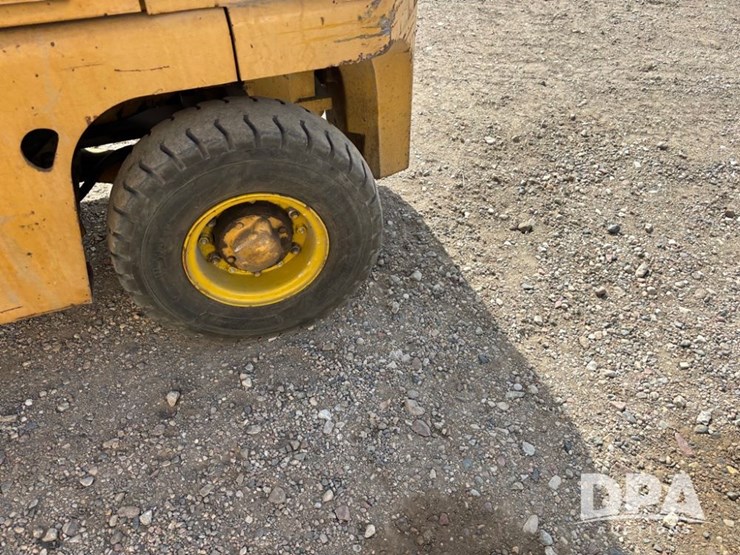 caterpillar-v40c-image-24