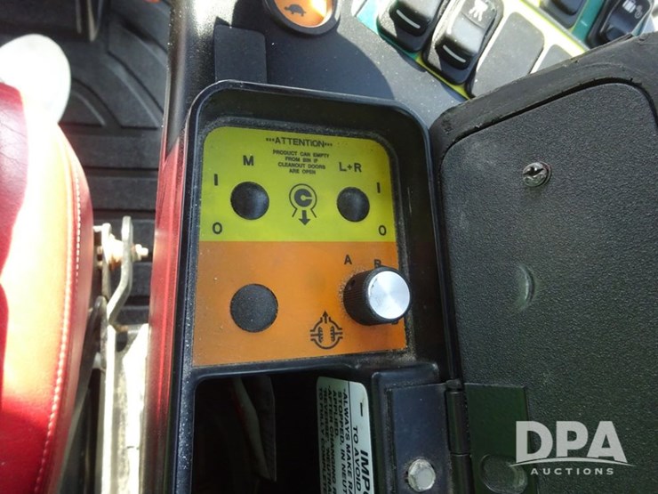 2011-case-ih-titan-4530-image-82