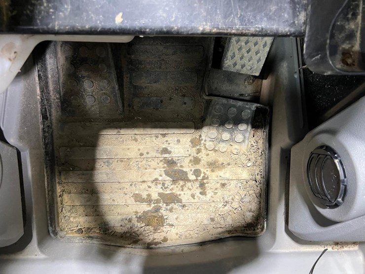 caterpillar-272c-image-18