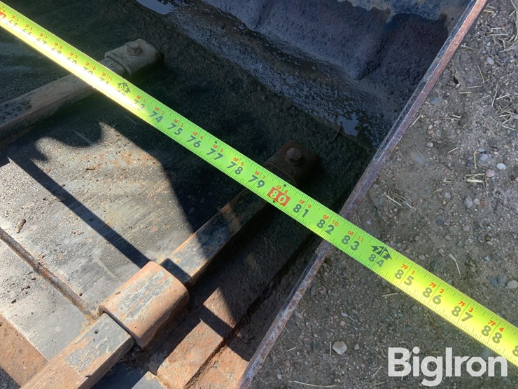 2010-new-holland-td5050-image-14