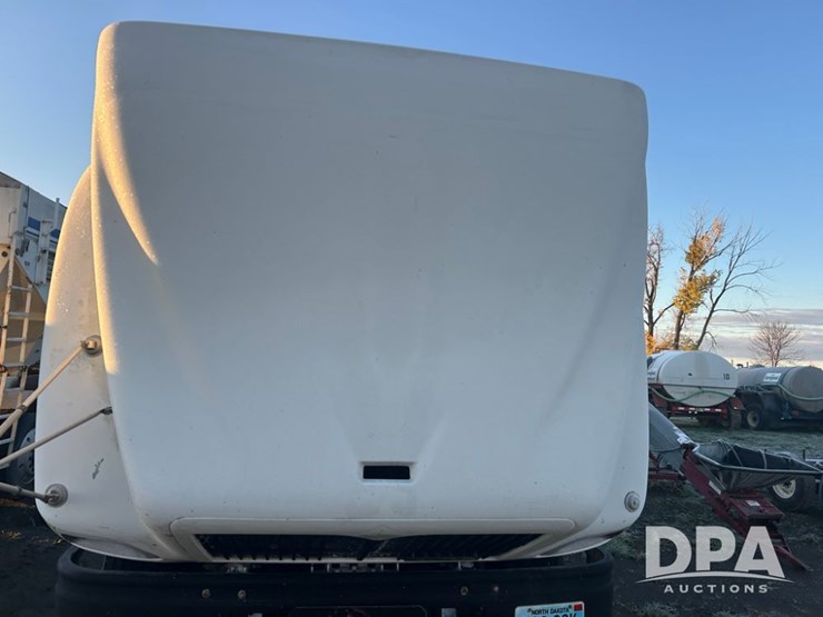 international-9100-image-23