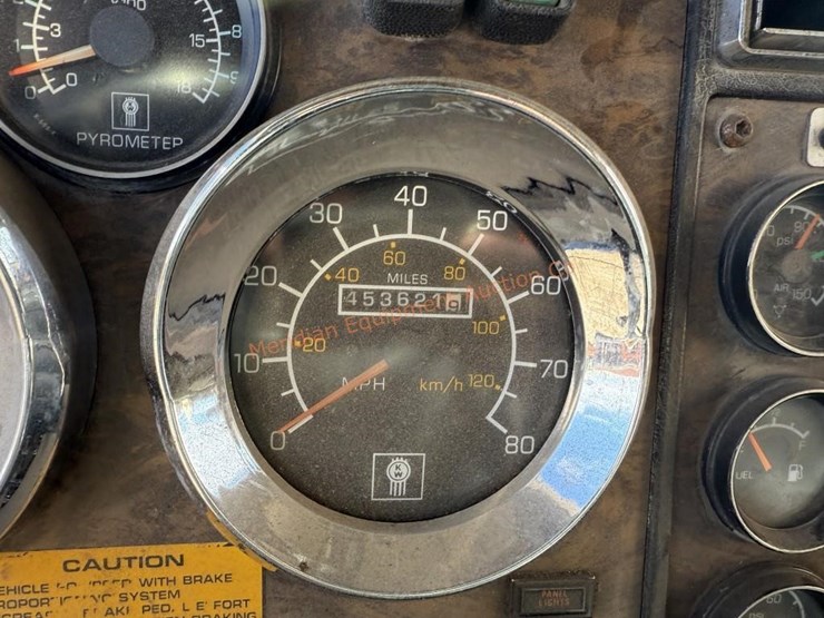 1995-kenworth-t600-image-48