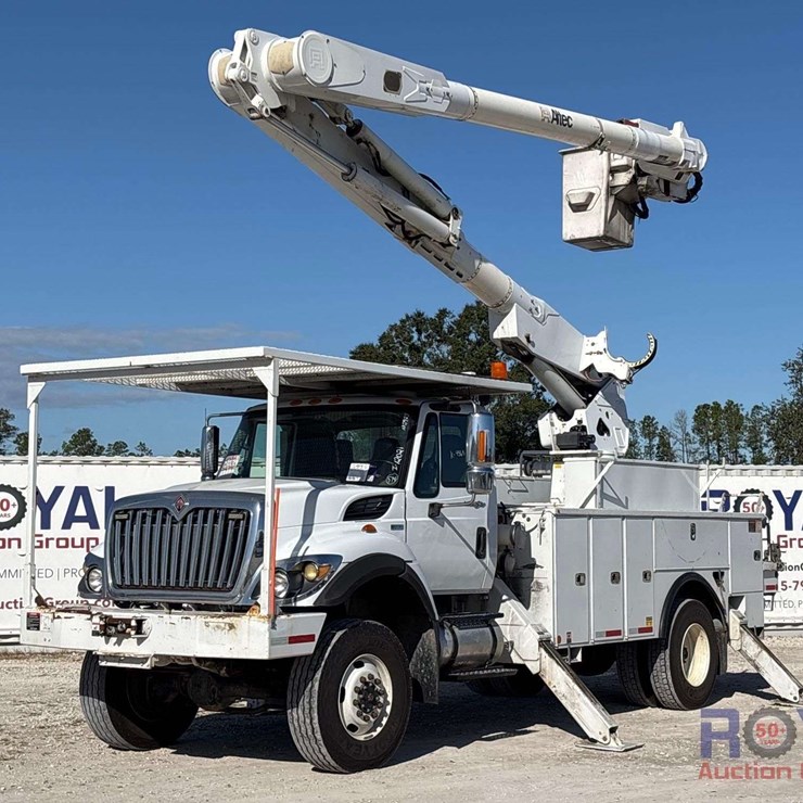 2013 INTERNATIONAL WORKSTAR 7400