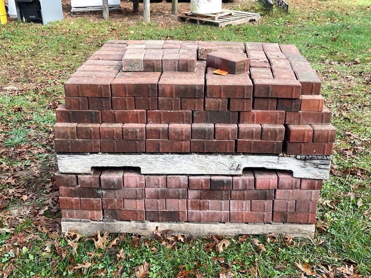 #6615-•-red-and-black-patio-pavers-image-2