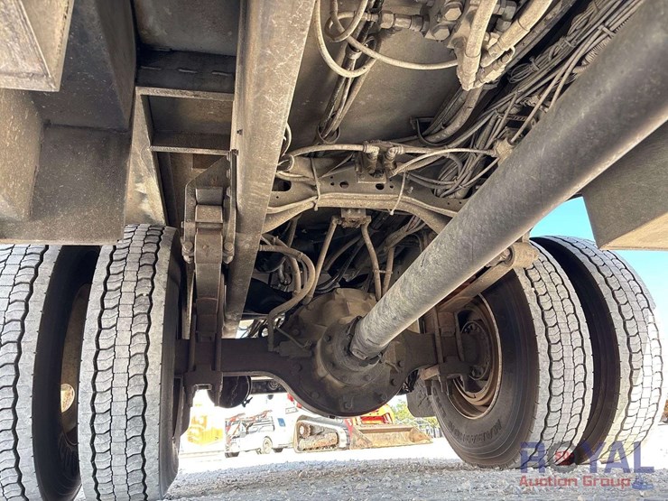 2013-international-workstar-7400-image-49