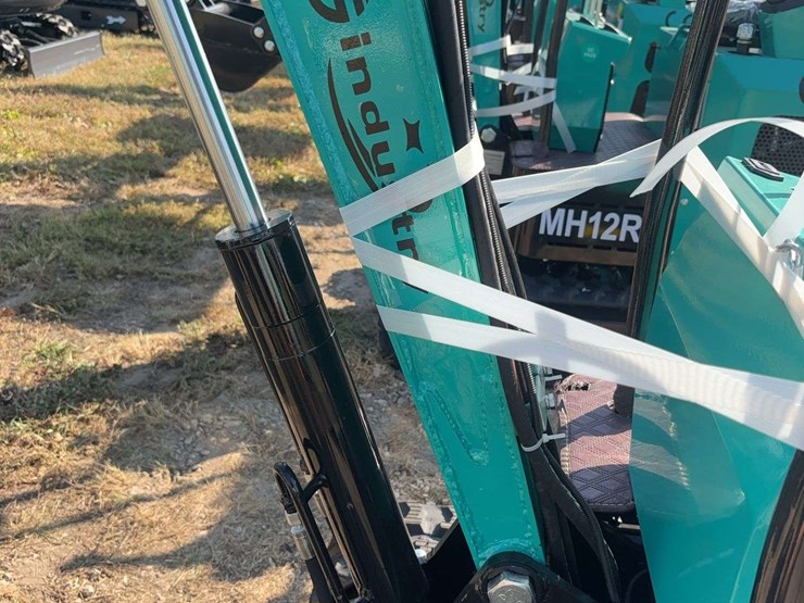 mini-excavator-mh12rx-image-13