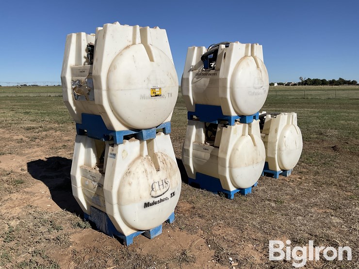 syngenta-454l/120-gallon-liquid-fertilizer-shuttles-w/pump-image-1