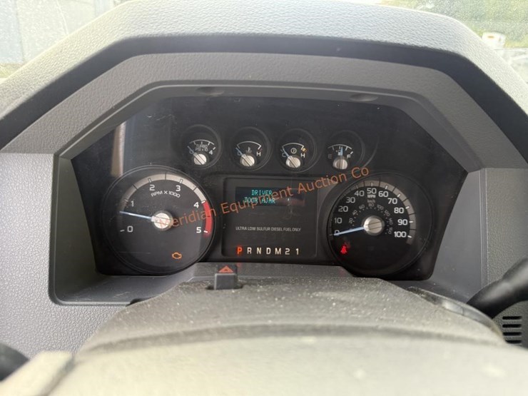 2015-ford-f350-xlt-image-47