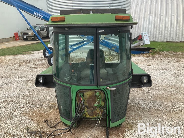 john-deere-30-image-2