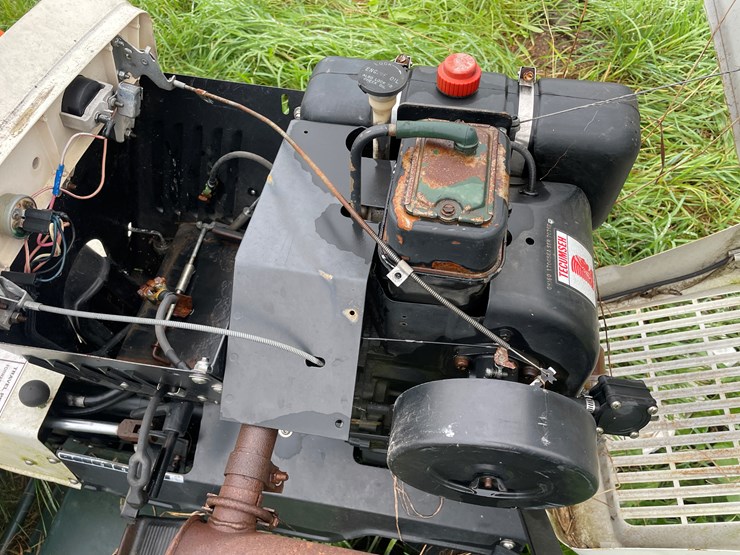 #8105-•-fmc-bolens-h16-lawn-mower-image-5