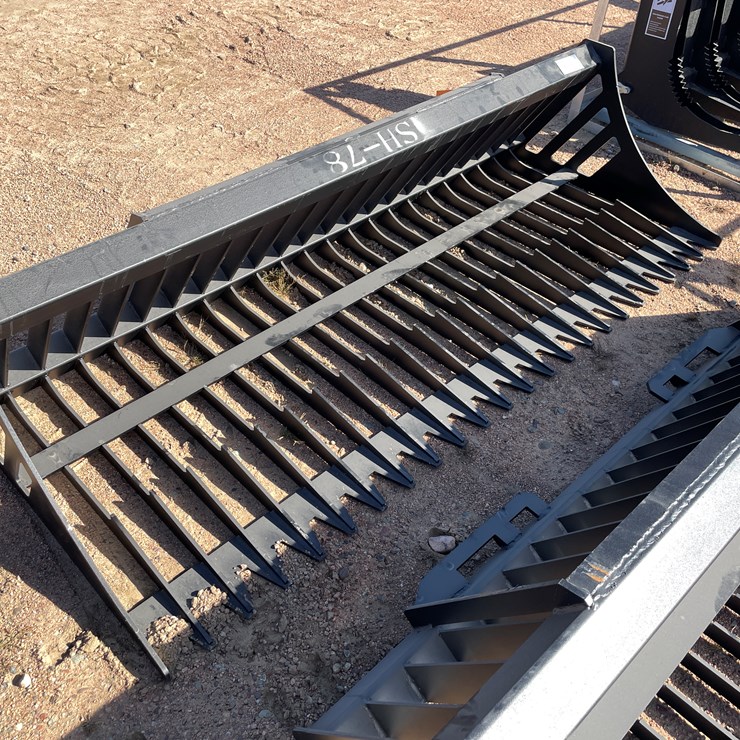 #4110 • 78" Rock Bucket Attachment