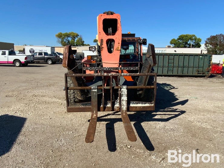 2010-jlg-g10-55a-image-2