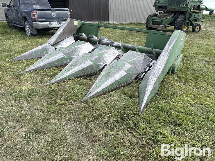 john-deere-444-image-1