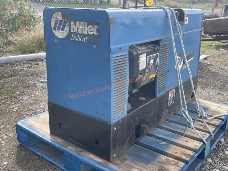 bobcat-miller-225-gas-powered-welder/generator-image-2