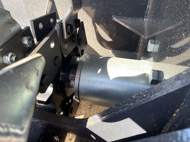 #4096-•-wolverine-hydraulic-trencher-attachment-image-4