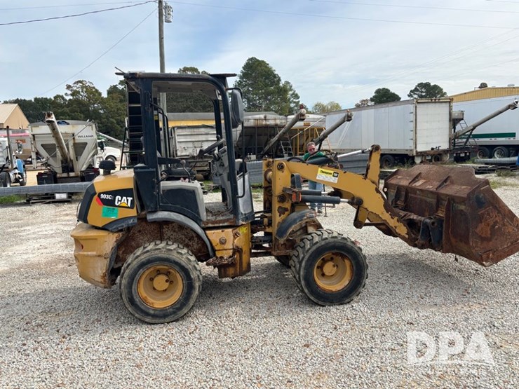 2015-caterpillar-903c2-image-6