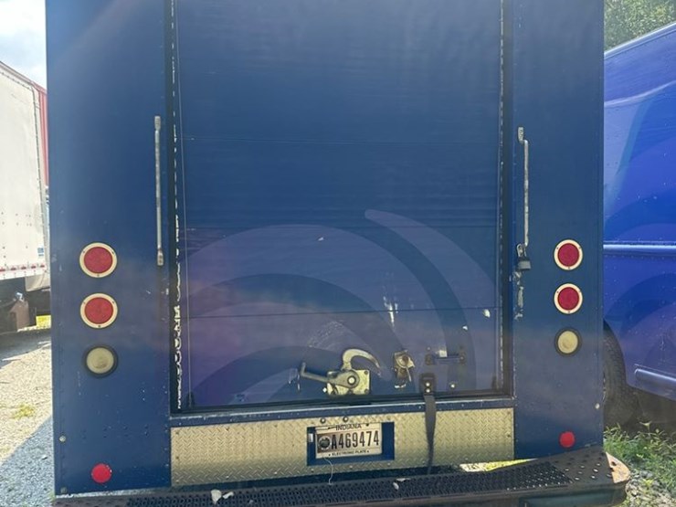 2012-ford-f59-image-9