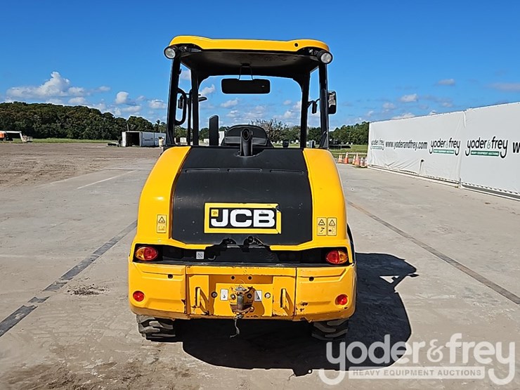 2023-jcb-407-image-19