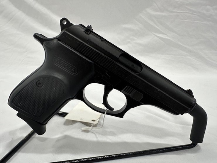 #2025-00052-•-bersa-thunder-22-pistol-image-13