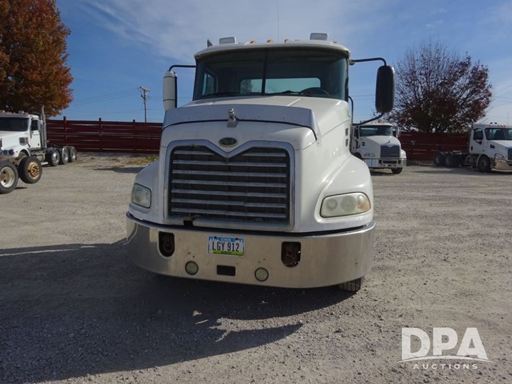 2005-mack-vision-truck-(pz13989,-unit-266)-image-4