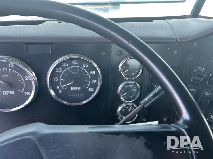 international-9100-image-36