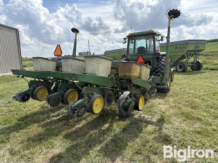 john-deere-7000-image-5