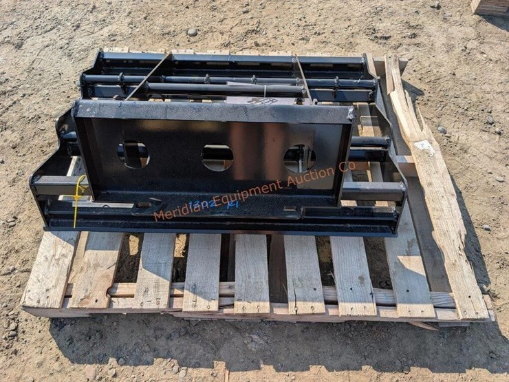 ir-mini-skid-steer-land-leveler-image-3