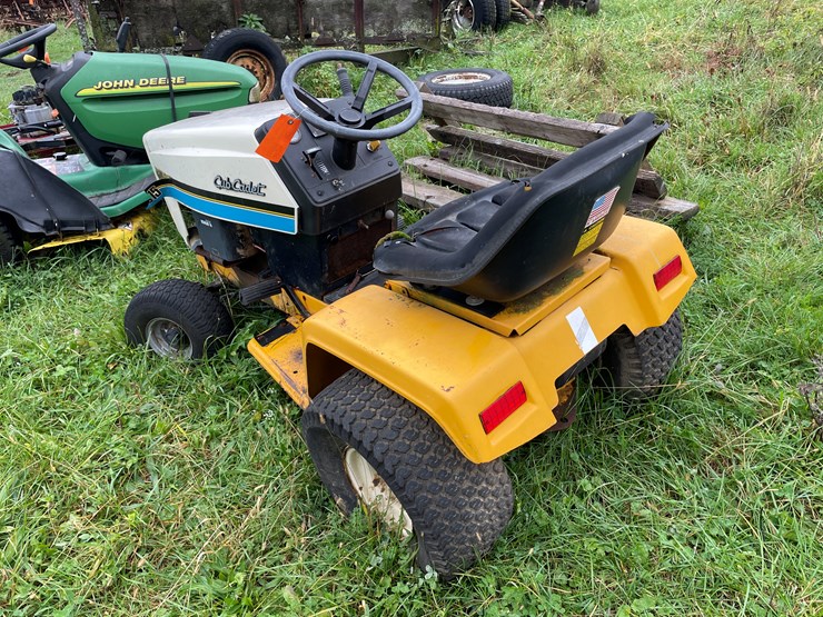 #9624-•-cub-cadet-1615-riding-lawn-mower-image-6