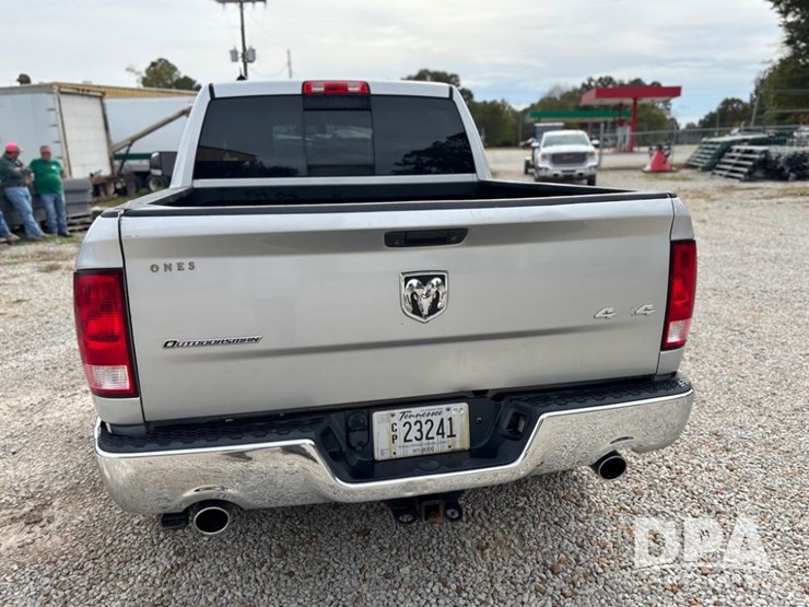 2018-dodge-ram-1500-image-22