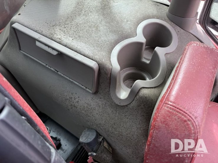 2020-case-ih-trident-5550-image-74