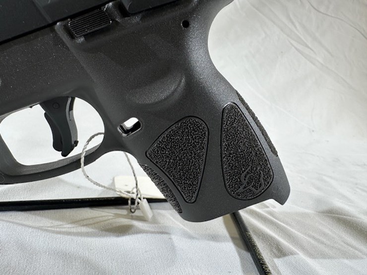 #2025-00066-•-taurus-g2c-pistol-image-16