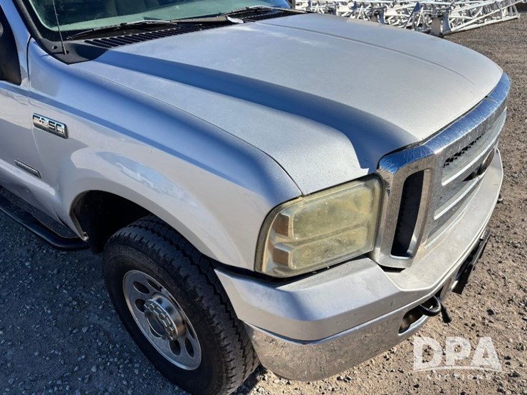 2006-ford-f350-xlt-image-39