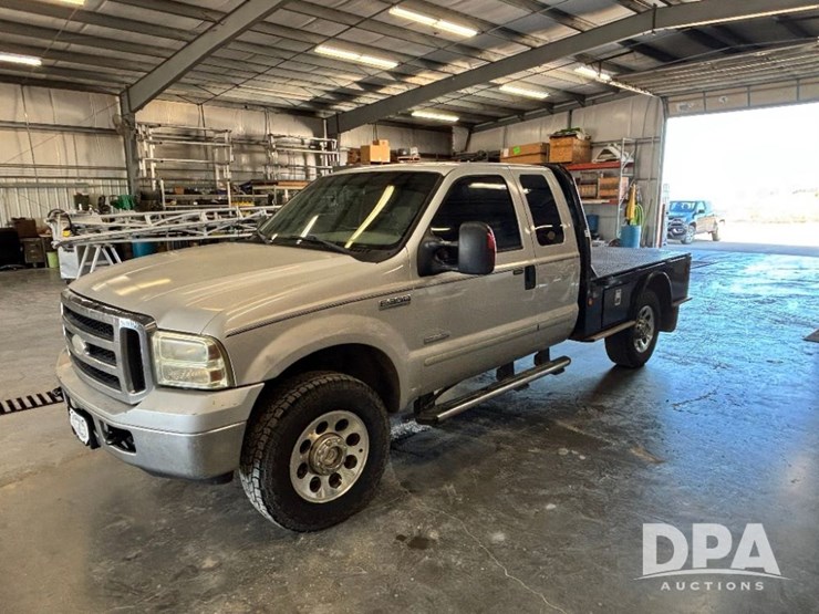 2006-ford-f350-xlt-image-14