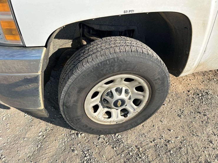 2012-chevrolet-silverado-2500-image-26