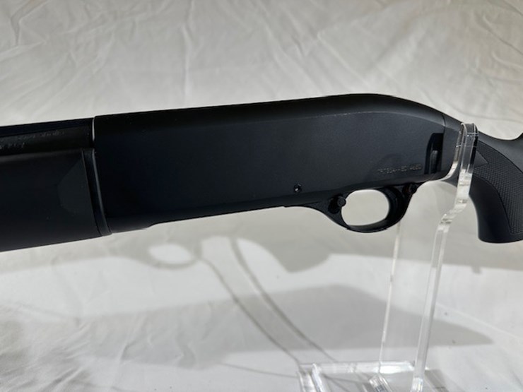 #2025-00039-•-weatherby-sa-08-shotgun-image-14