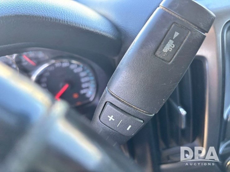 2018-chevrolet-silverado-image-74