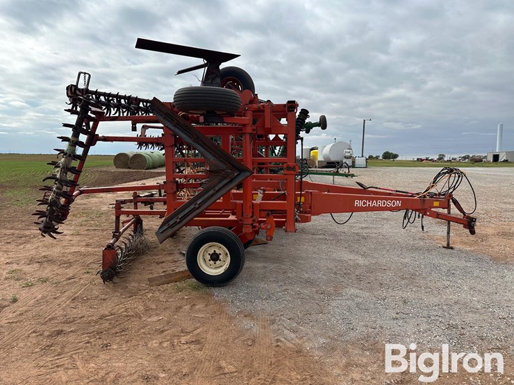 richardson-7x5-image-4